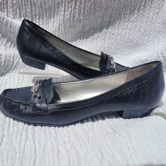 Anne Klein Black iflex Leather loafers 8.5 - Picture 2 of 11